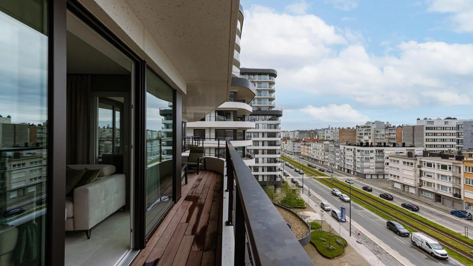 Huswell - Experience Coastal Luxury At Ostend Belgium