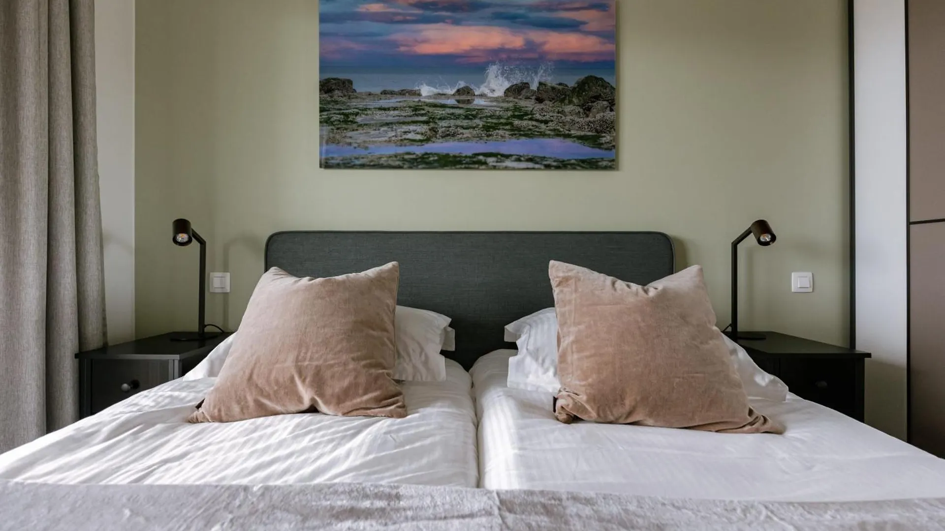 Huswell - Experience Coastal Luxury At Ostend