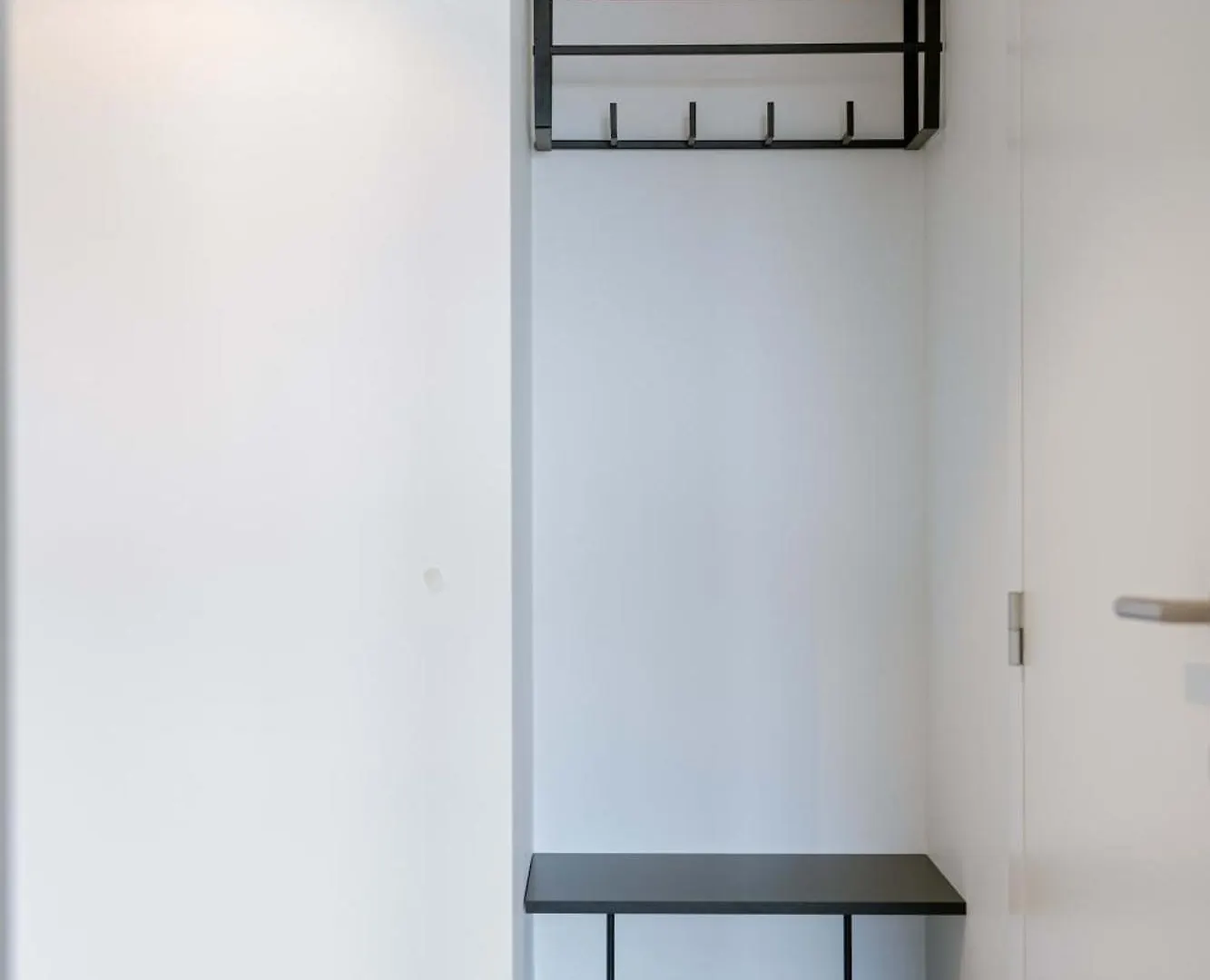 Huswell - Experience Coastal Luxury At Ostend Apartment